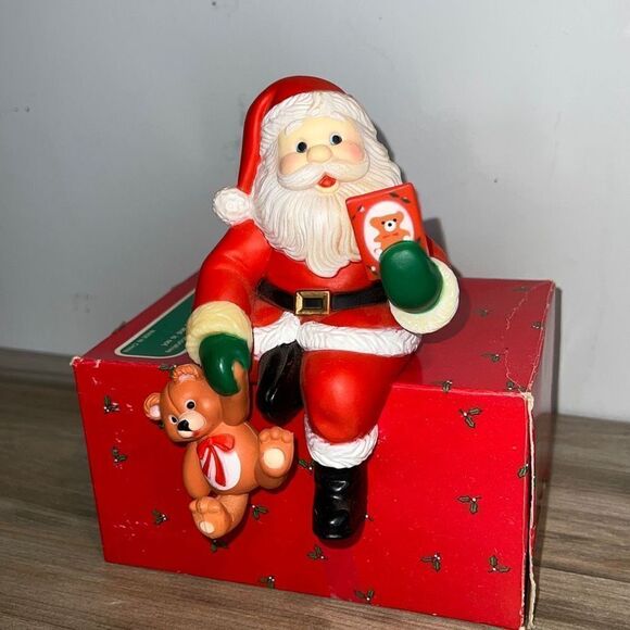 Shelf Sitter Stocking Holder Santa Clause Reading to Teddy Bear VINTAGE Santa in - Picture 2 of 8